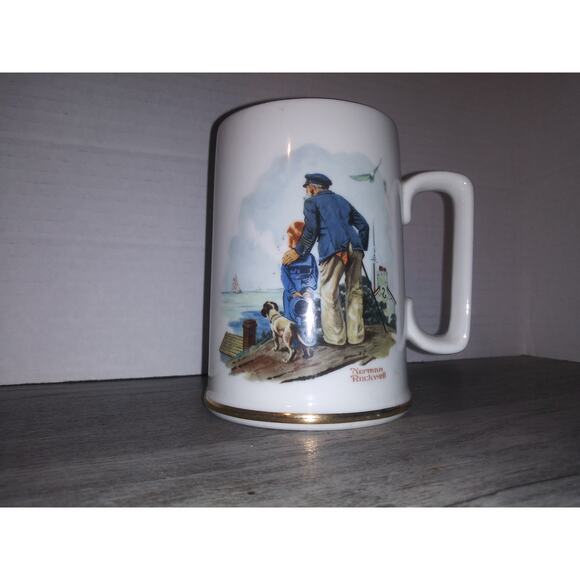 1985 Norman Rockwell Museum Looking Out to Sea Collector’s Porcelain Mug - Picture 2 of 4